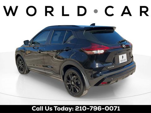 Used 2024 Nissan Kicks SR image 5