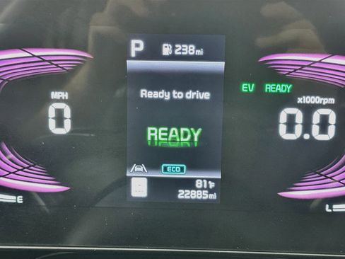 Used 2023 Kia Niro EX FWD image 19