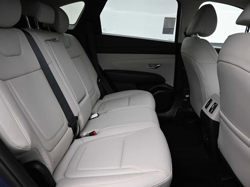 Certified 2025 Hyundai Tucson SEL image 12