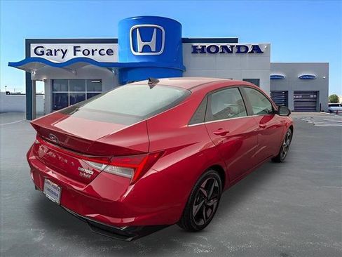 Used 2023 Hyundai Elantra Limited w/ Cargo Package image 2