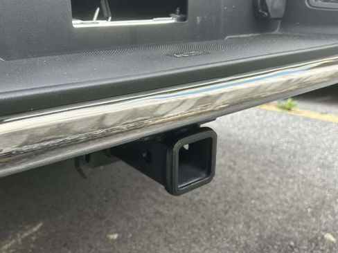 Used 2025 Ford F150 XLT w/ Equipment Group 302A MID RWD image 9