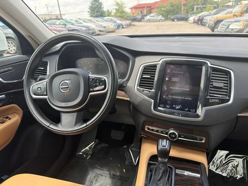 Used 2016 Volvo XC90 T6 Momentum AWD/4WD image 8