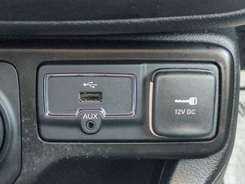 Used 2023 Jeep Renegade Altitude w/ Sun/Sound Group image 20