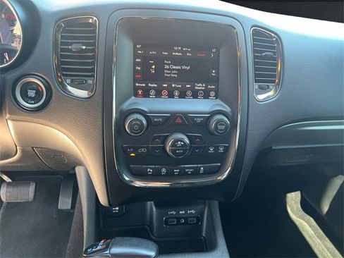 Used 2019 Dodge Durango GT image 11