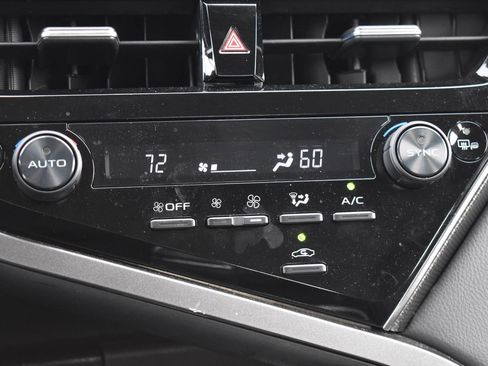 Used 2024 Toyota Camry XSE image 10