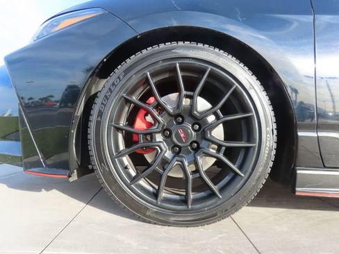 Used 2021 Toyota Avalon TRD image 29