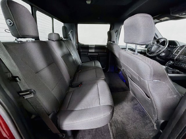 Used 2015 Ford F150 XLT w/ Equipment Group 302A Luxury AWD/4WD image 26