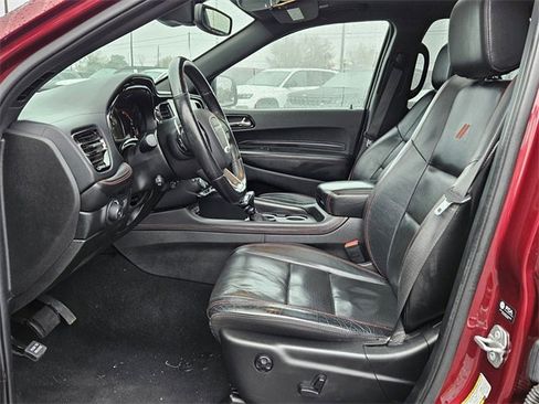 Used 2023 Dodge Durango GT image 3