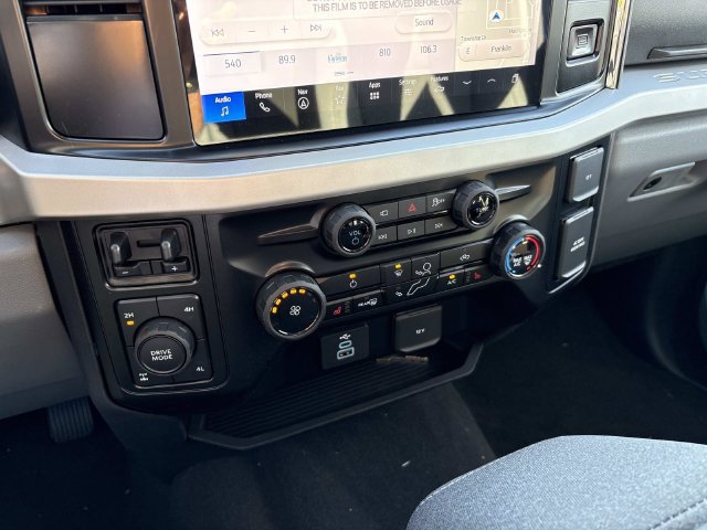 New 2026 Ford F350 XLT w/ XLT Premium Package AWD/4WD image 29