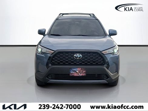 Used 2024 Toyota Corolla Cross LE w/ Moonroof Package AWD/4WD image 2