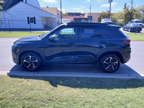 Used 2021 Chevrolet TrailBlazer RS w/ Convenience Package image 6