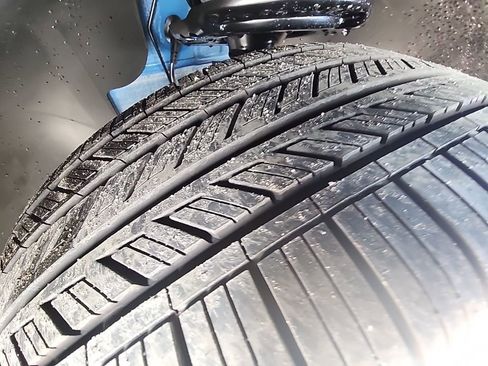 New 2025 Volkswagen ID. Buzz 1st Edition image 28