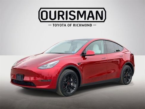 Used 2024 Tesla Model Y Long Range image 23