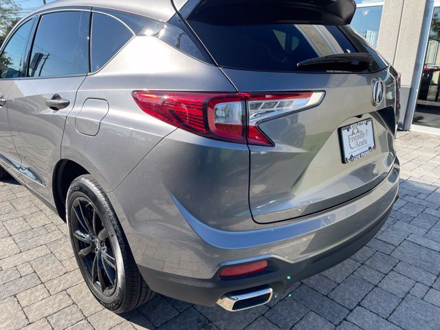 Used 2025 Acura RDX SH-AWD image 11