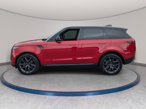Certified 2024 Land Rover Range Rover Sport SE image 8