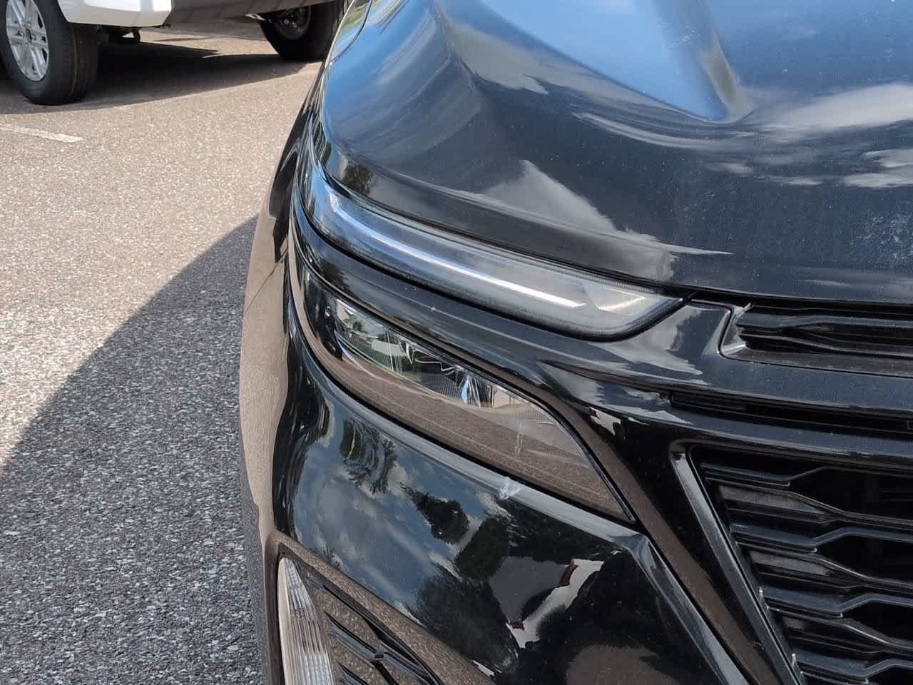 Used 2024 Chevrolet Equinox RS AWD/4WD image 10