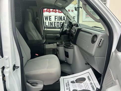 Used 2012 Ford E-150 and Econoline 150 RWD image 17