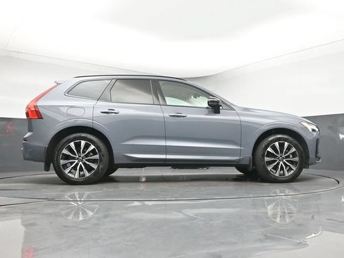 Used 2024 Volvo XC60 B5 Plus w/ Protection Package Premier AWD/4WD image 17