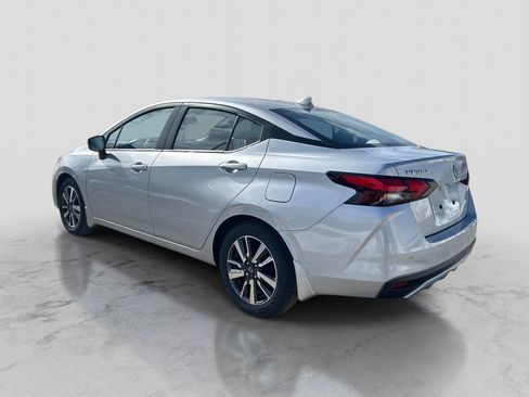 Used 2025 Nissan Versa SV w/ Trunk Package image 7