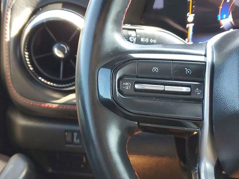 Used 2023 Chevrolet Colorado Z71 w/ Z71 Convenience Package 2 image 35