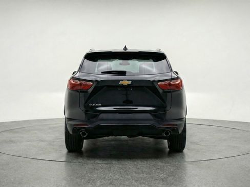 Used 2025 Chevrolet Blazer LT FWD image 7