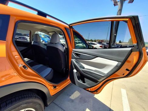 Used 2019 Subaru Crosstrek 2.0i Premium AWD/4WD image 38