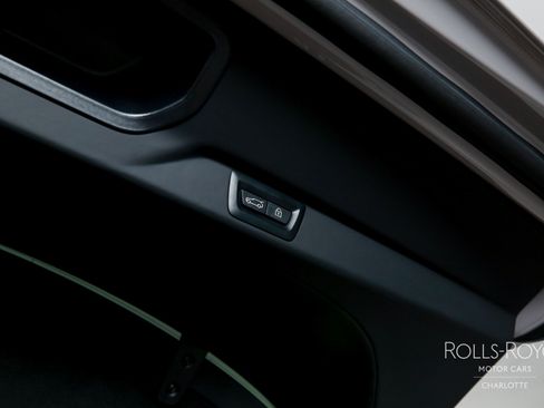 Certified 2024 Rolls-Royce Cullinan Black Badge image 26