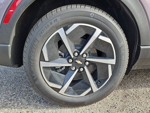 New 2026 Chevrolet Equinox EV LT FWD image 5