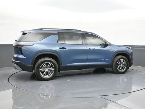 New 2026 Chevrolet Traverse LT w/ Driver Confidence Package image 15