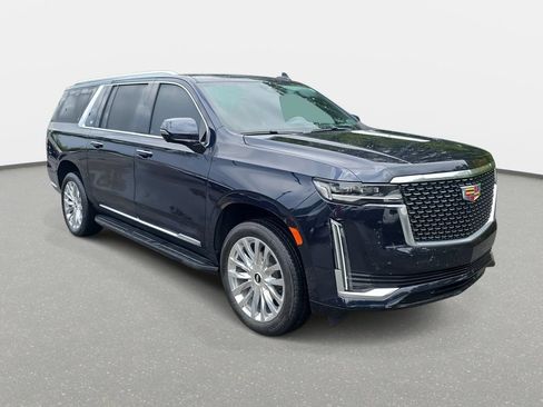 Used 2024 Cadillac Escalade ESV Premium Luxury AWD/4WD image 3