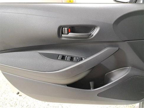 Used 2026 Toyota Corolla XLE image 21