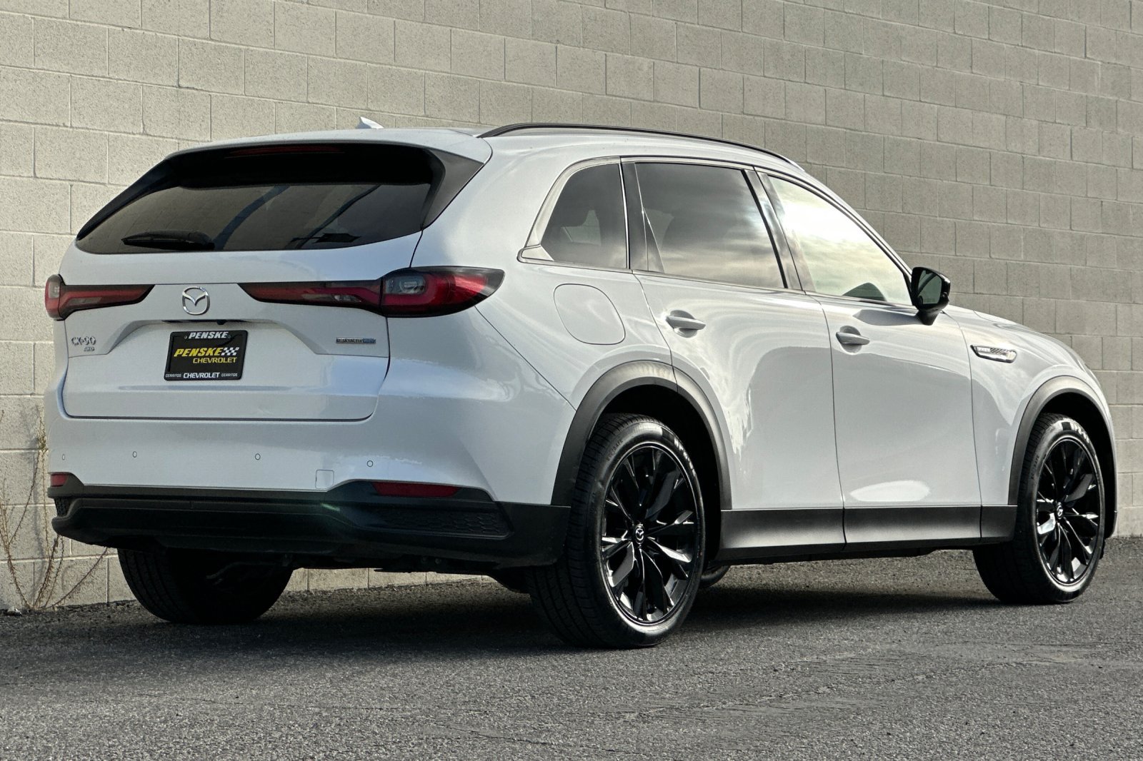 Used 2025 MAZDA CX-90 Plug-In Hybrid w/Premium Sport AWD/4WD image 4