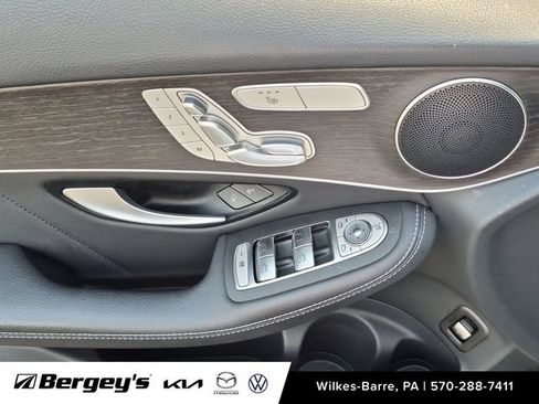 Used 2022 Mercedes-Benz GLC 300 4MATIC image 14