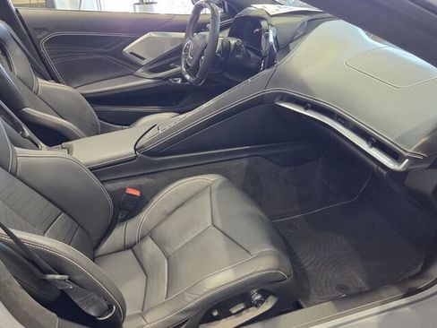 Used 2025 Chevrolet Corvette Z06 image 10