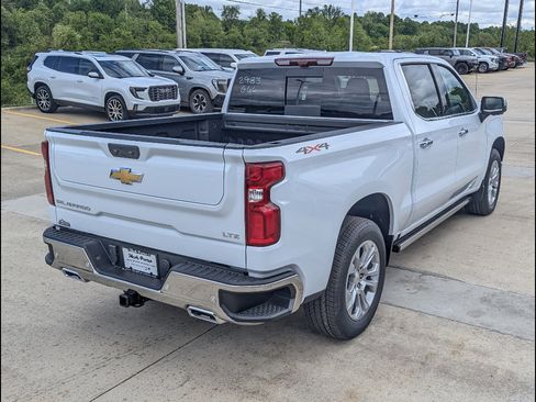 New 2026 Chevrolet Silverado 1500 LTZ w/ Technology Package AWD/4WD image 7