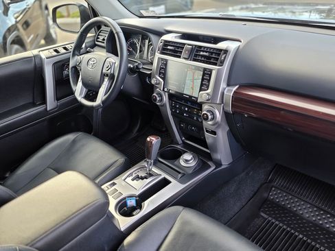 Used 2023 Toyota 4Runner Limited image 9