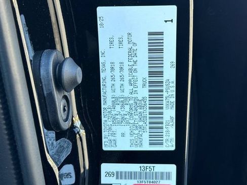 Used 2026 Toyota Tundra SR5 w/ TRD Off-Road Package AWD/4WD image 32