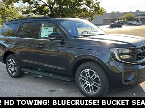 New 2025 Ford Expedition Active image 28