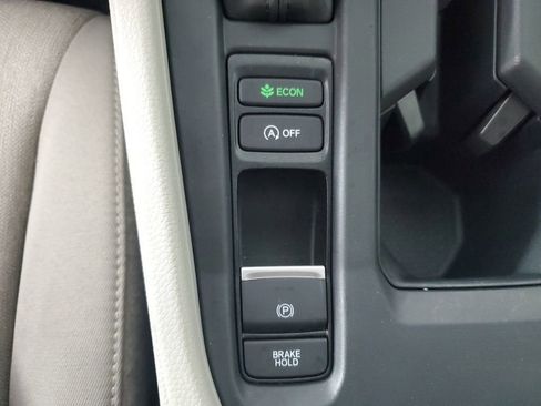 Used 2023 Honda Accord EX image 19