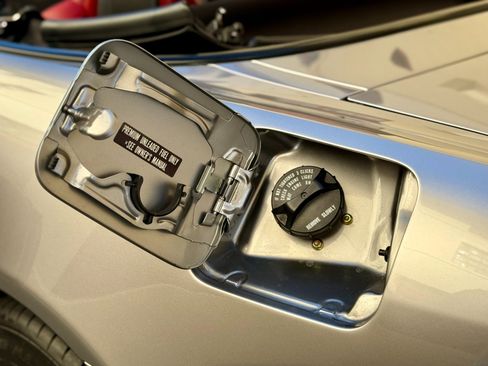 Used 2000 Honda S2000 image 38