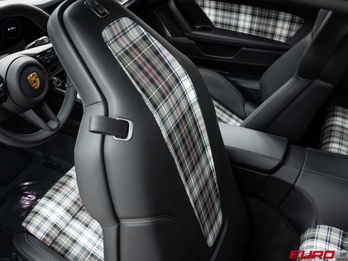 Used 2025 Porsche 911 Turbo S image 40