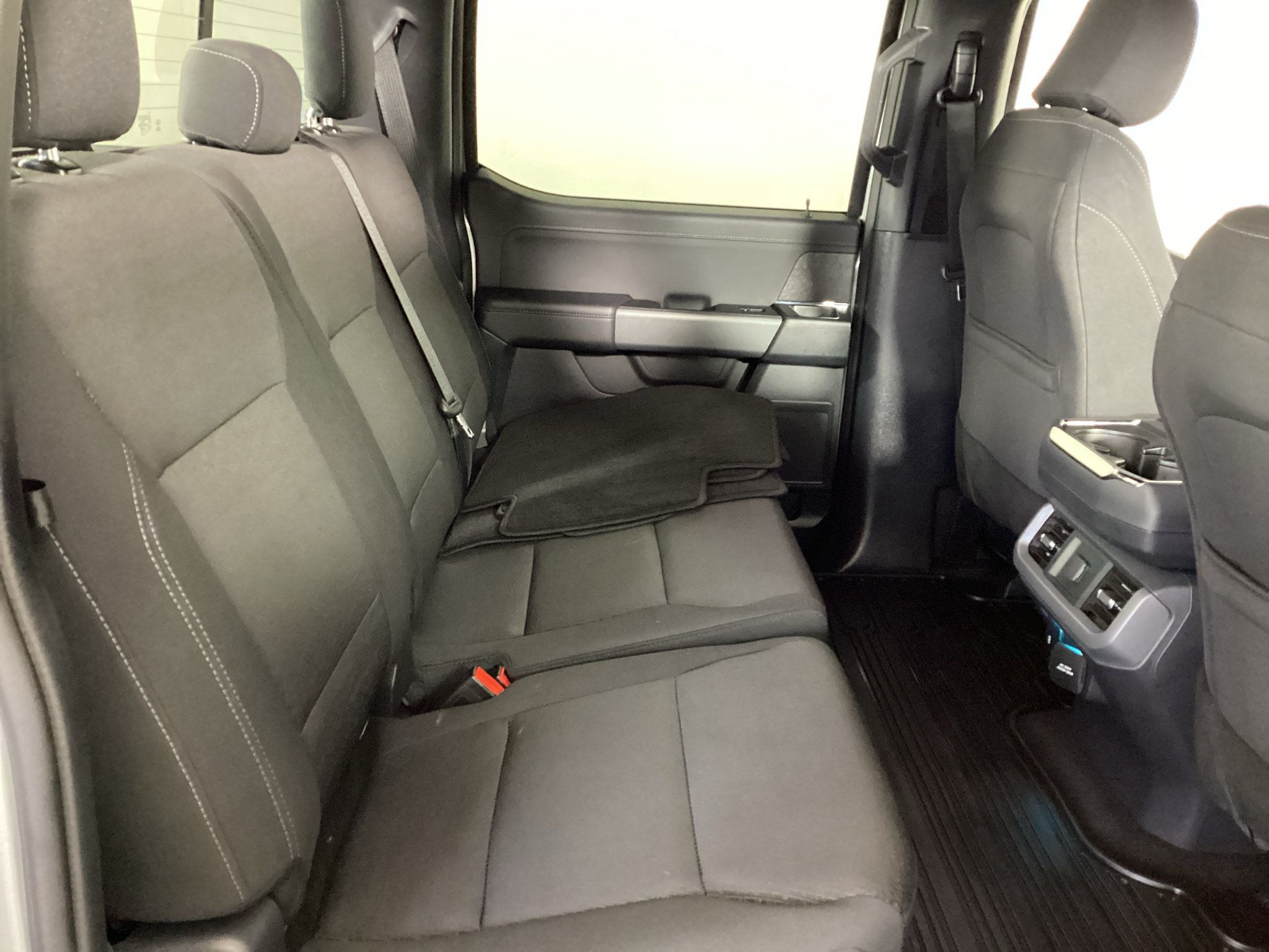 Used 2025 Ford F150 XLT w/ Equipment Group 302A MID AWD/4WD image 14