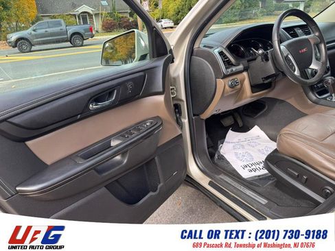 Used 2014 GMC Acadia SLT image 7