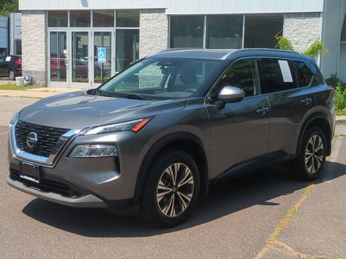 Used 2021 Nissan Rogue SV w/ Premium Package AWD/4WD image 8