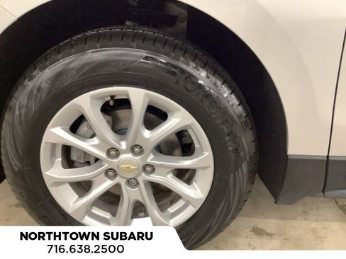 Used 2021 Chevrolet Equinox LT image 24