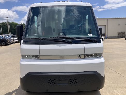 Used 2024 Chevrolet Brightdrop 600 w/ Battery Pack, Max Range AWD/4WD image 2