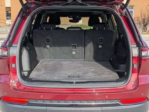 Certified 2023 Jeep Grand Cherokee Altitude AWD/4WD image 6
