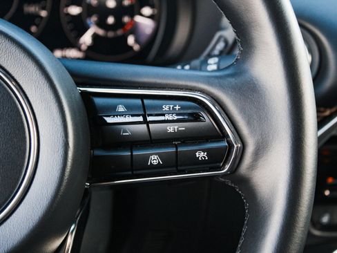 Used 2025 MAZDA CX-70 Plug-In Hybrid w/ Premium Plus AWD/4WD image 16
