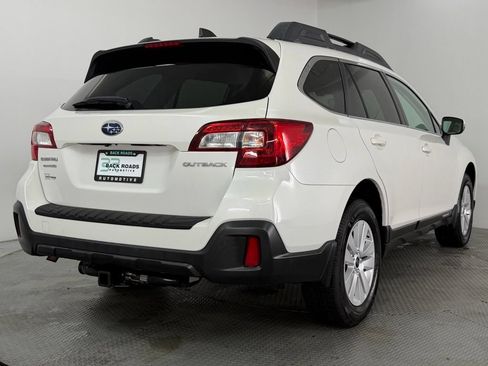 Used 2018 Subaru Outback 2.5i Premium AWD/4WD image 9