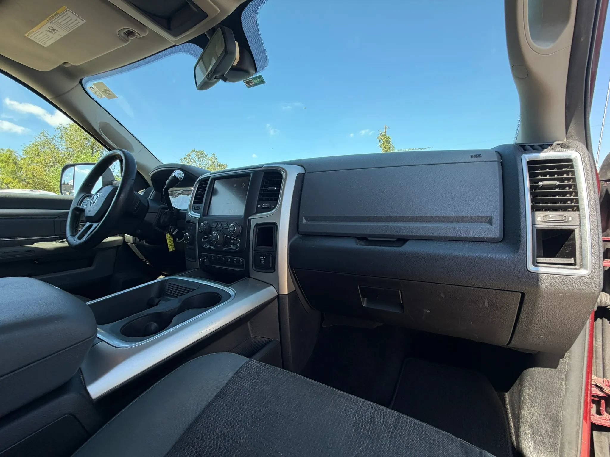 Used 2017 RAM 2500 Big Horn w/ Sport Appearance Group AWD/4WD image 23